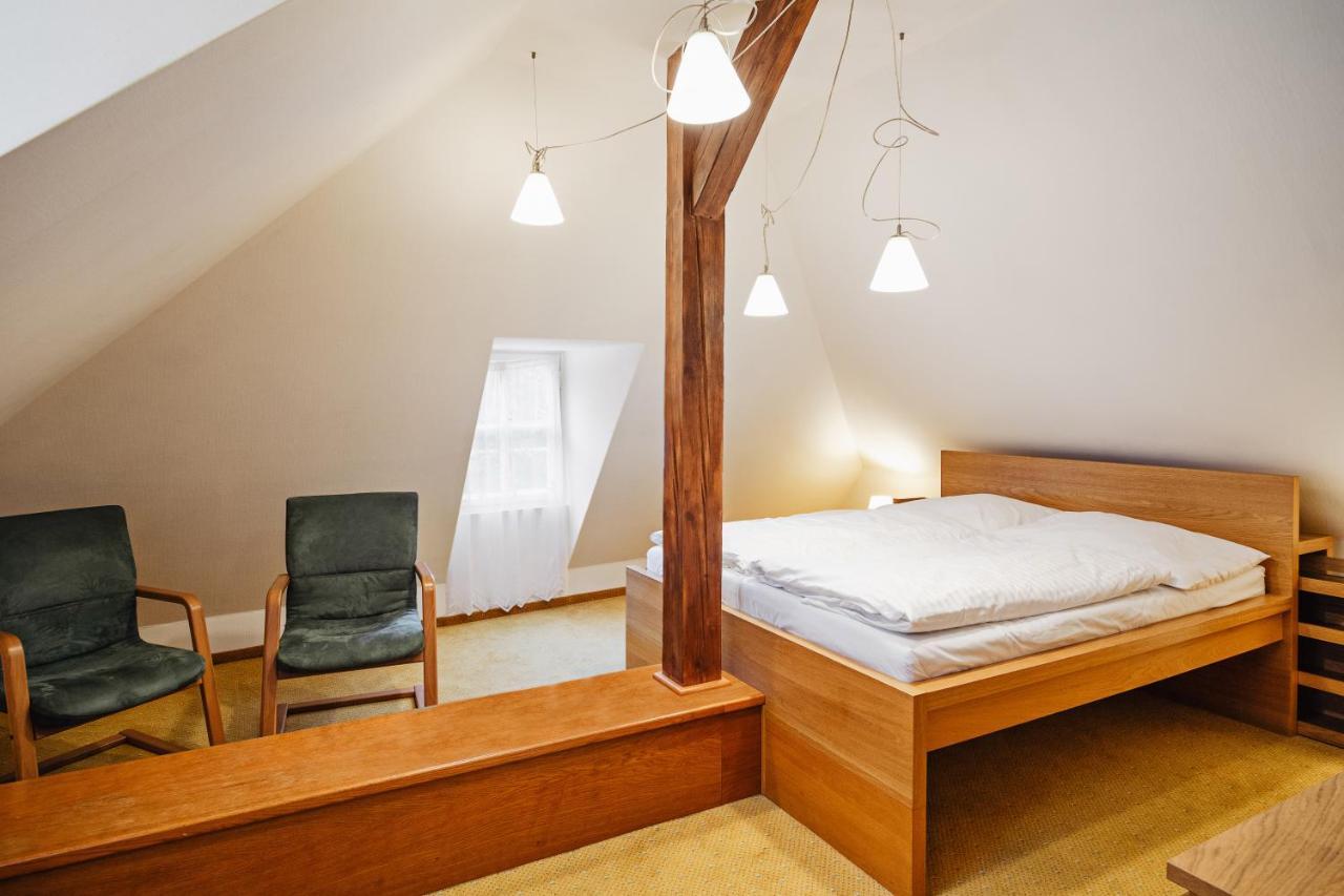 Ferienwohnung U Cerneho Medveda- At The Black Bear Prag Exterior foto